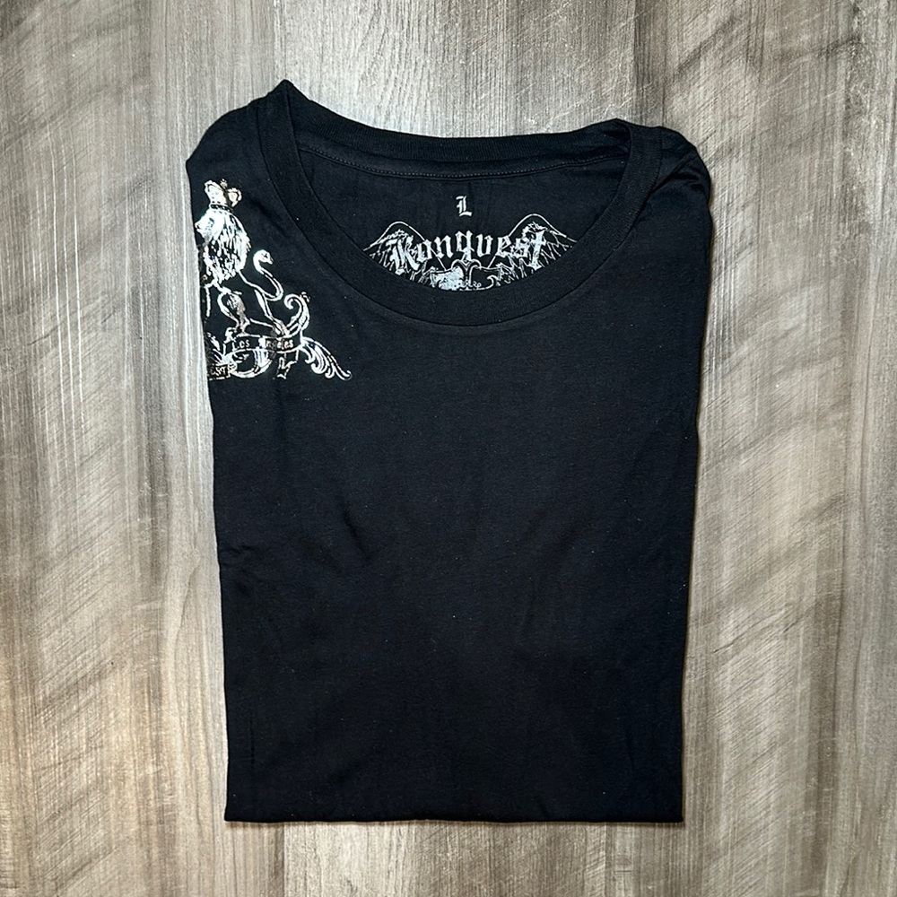 Konquest Collection Warrior Y2K Tee (NWOT) - Large